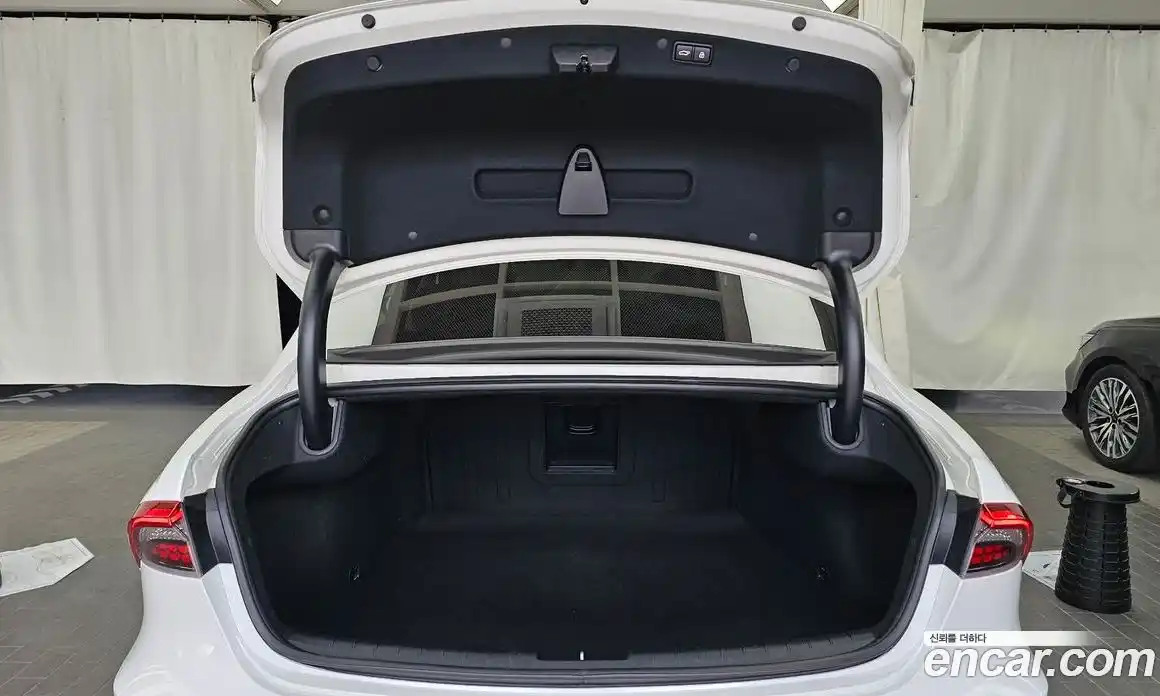 Hyundai Grandeur 2020 2.5 гидро в Москве № 2123431, фото 26