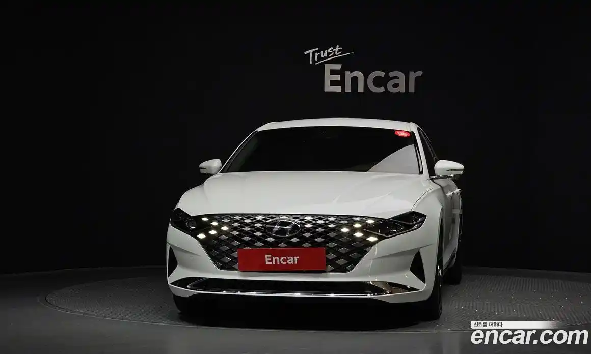 Hyundai Grandeur 2020 2.5 гидро в Москве № 2123431, фото 3