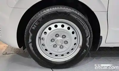 Hyundai Staria 2024 2.2 гидро в Москве № 2123435, миниатюра 5