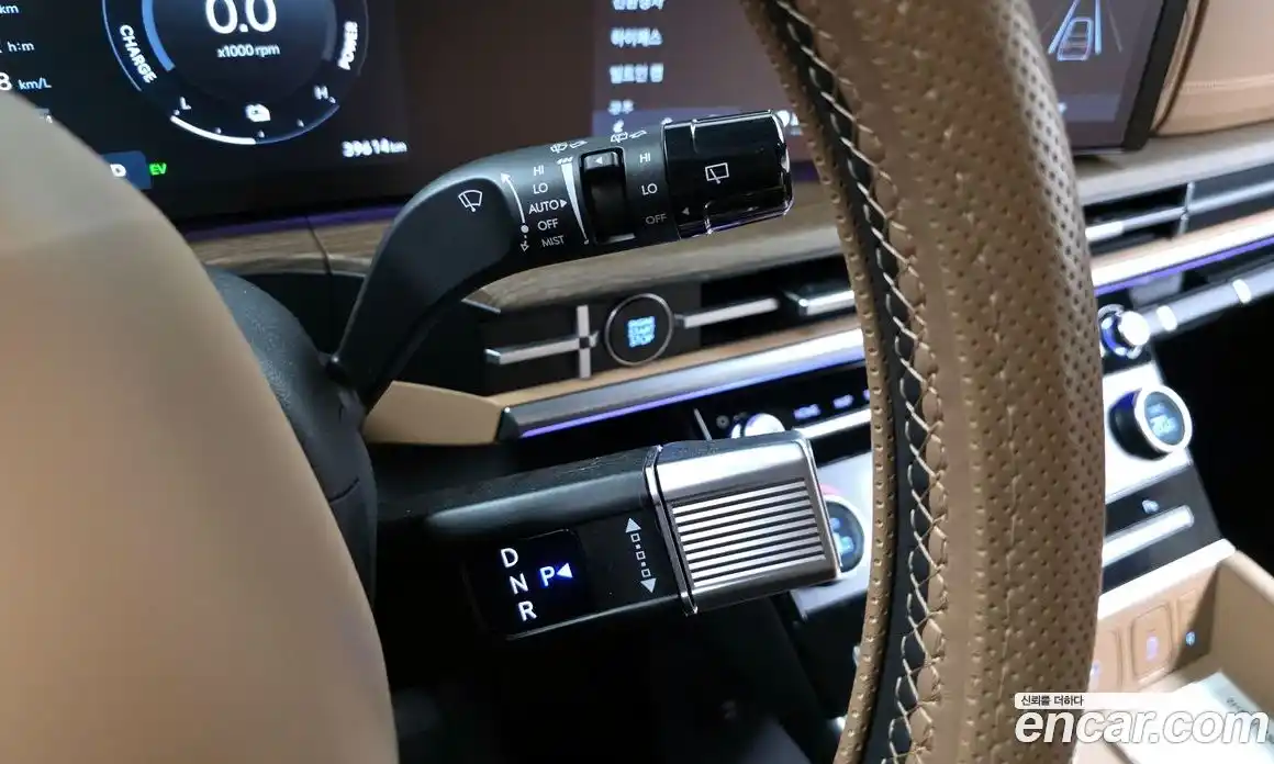 Hyundai Santa Fe 2024 1.6 гидро в Москве № 2123782, фото 27