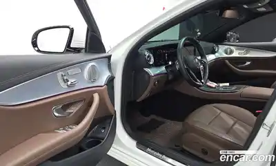 Mercedes-Benz E-Class 2021 2.0 гидро в Москве № 2124706, миниатюра 11