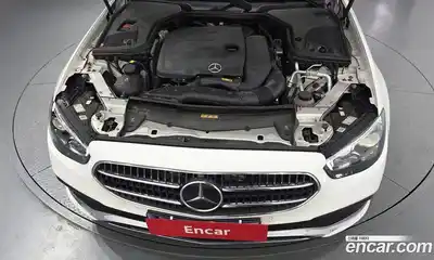 Mercedes-Benz E-Class 2021 2.0 гидро в Москве № 2124706, миниатюра 6