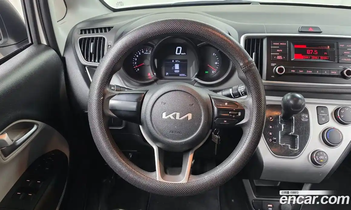 Kia Ray 2022 1.0 гидро в Москве № 2125292, фото 13