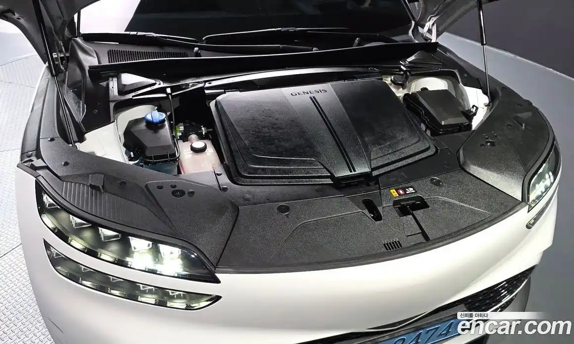 Genesis GV60 2022 0.1 гидро в Москве № 2125574, фото 6