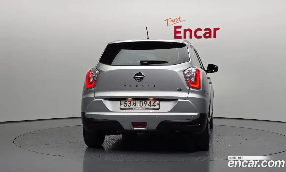 SsangYong TIBOLI 2016 1.6 гидро в Москве № 2126900, фото 4