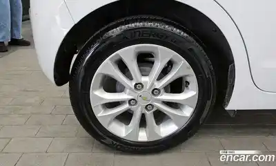 Chevrolet Spark 2018 1.0 гидро в Москве № 2127338, миниатюра 5