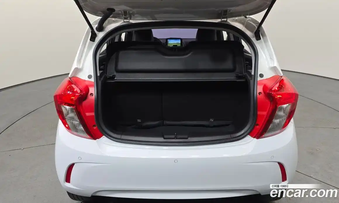 Chevrolet Spark 2015 1.0 гидро в Москве № 2127348, фото 18
