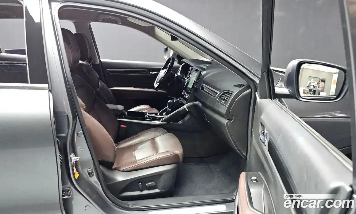 Renault QM6 2017 2.0 гидро в Москве № 2129296, фото 11