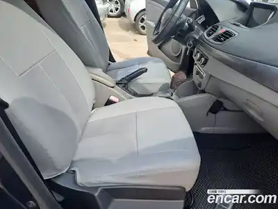 Renault SM3 2010 1.6 гидро в Москве № 2129719, миниатюра 12