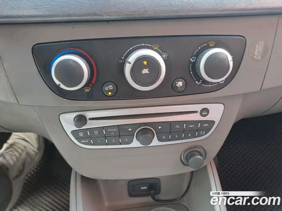 Renault SM3 2010 1.6 гидро в Москве № 2129719, фото 9