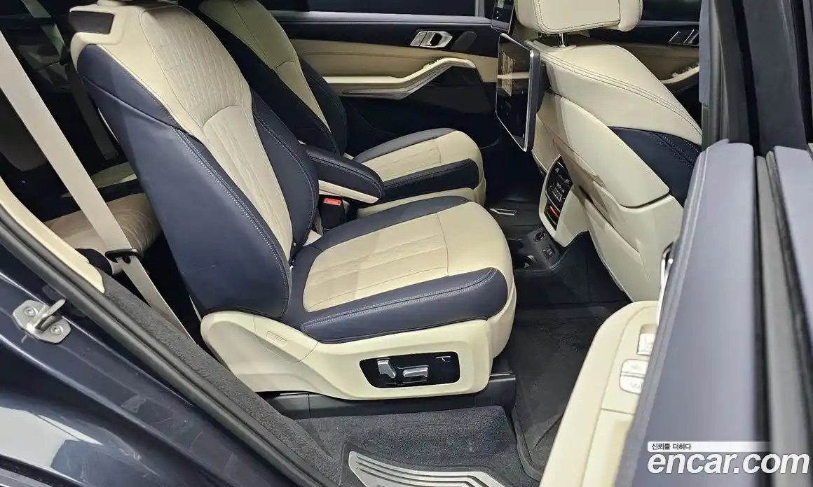 BMW X7 2022 4.4 гидро в Москве № 2129934, фото 18