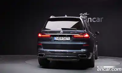 BMW X7 2022 4.4 гидро в Москве № 2129934, миниатюра 4