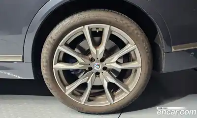 BMW X7 2022 4.4 гидро в Москве № 2129934, миниатюра 7
