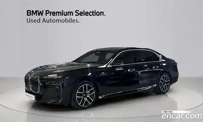 BMW 7-Series 740i xDrive M Sport