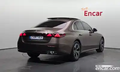 Mercedes-Benz E-Class 2025 2.0 гидро в Москве № 2130871, миниатюра 2