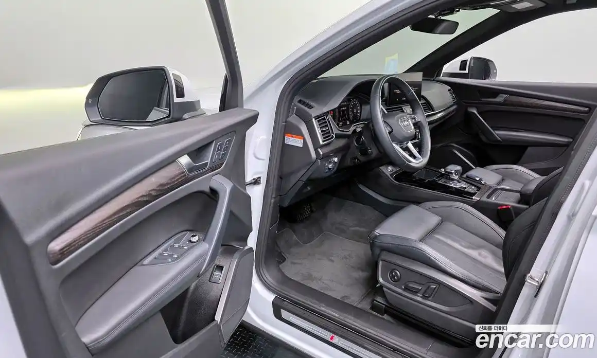 Audi Q5 2023 2.0 гидро в Москве № 2131065, фото 13