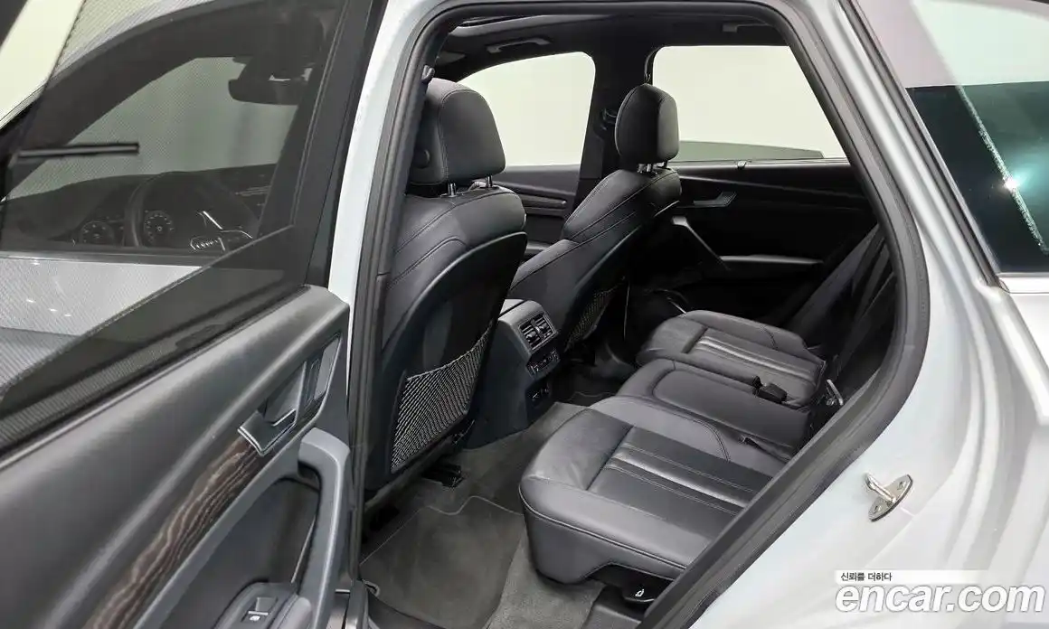Audi Q5 2023 2.0 гидро в Москве № 2131065, фото 18