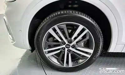 Audi Q5 2023 2.0 гидро в Москве № 2131065, миниатюра 5