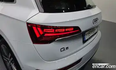 Audi Q5 2023 2.0 гидро в Москве № 2131065, миниатюра 9
