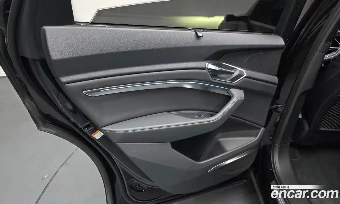 Audi e-tron 2023 0.2 гидро в Москве № 2131224, фото 13