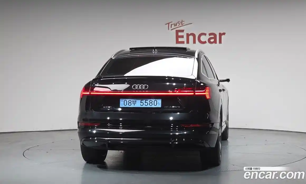 Audi e-tron 2023 0.2 гидро в Москве № 2131224, фото 3