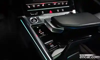 Audi e-tron 2023 0.2 гидро в Москве № 2131224, миниатюра 10