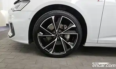Audi A6 2019 2.0 гидро в Москве № 2131228, миниатюра 5