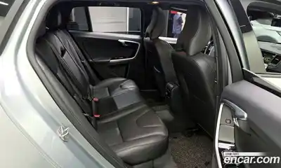 Volvo V60 2016 2.5 гидро в Москве № 2131571, миниатюра 12