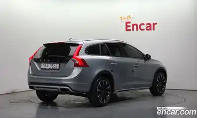 Volvo V60 2016 2.5 гидро в Москве № 2131571, миниатюра 2