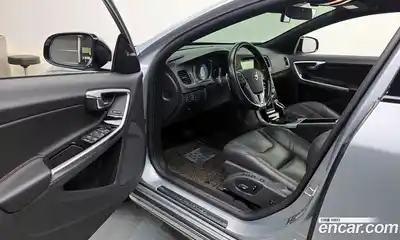 Volvo V60 2016 2.5 гидро в Москве № 2131571, миниатюра 10