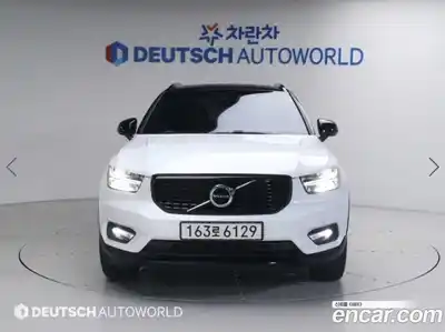 Volvo XC40 2018 2.0 гидро в Москве № 2131614, миниатюра 3
