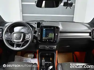 Volvo XC40 2018 2.0 гидро в Москве № 2131614, миниатюра 7