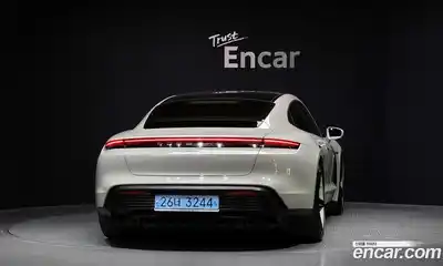 Porsche Taycan 2022 0.1 гидро в Москве № 2131735, миниатюра 4