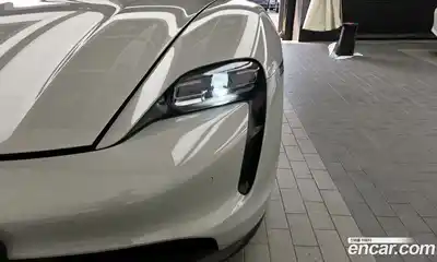 Porsche Taycan 2022 0.1 гидро в Москве № 2131735, миниатюра 8