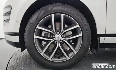 Land Rover Range-Rover Evoque 2025 2.0 гидро в Москве № 2131826, миниатюра 5