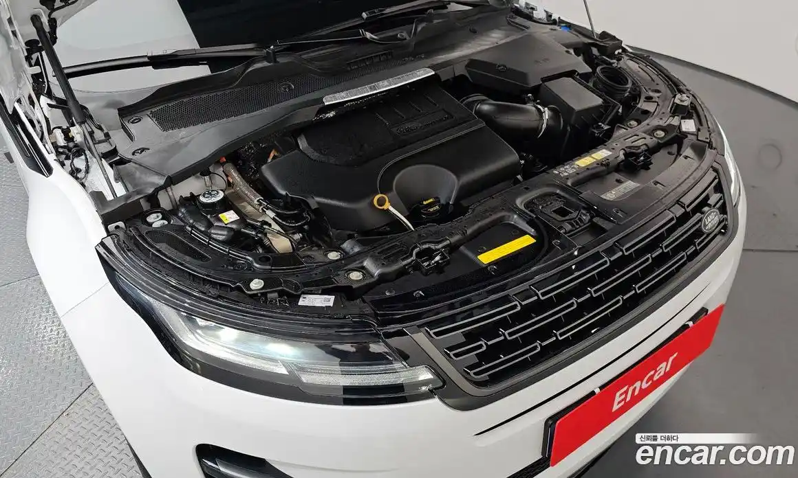 Land Rover Range-Rover Evoque 2025 2.0 гидро в Москве № 2131826, фото 6