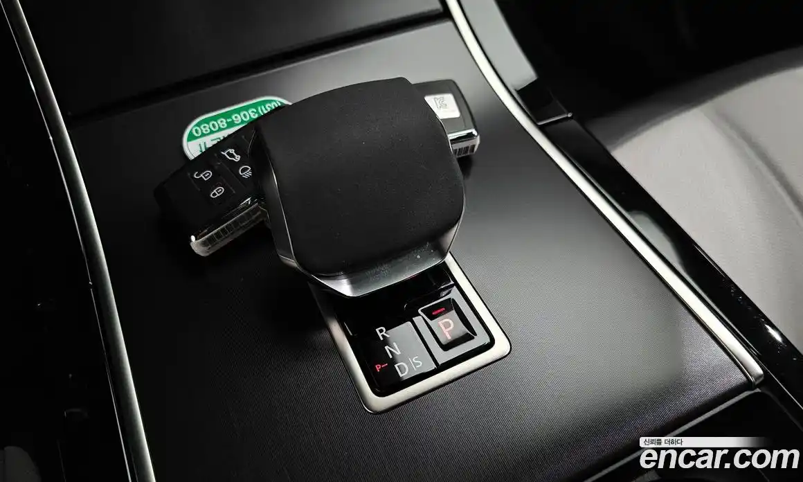 Land Rover Range-Rover Evoque 2025 2.0 гидро в Москве № 2131826, фото 9