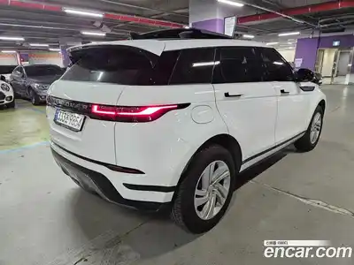 Land Rover Range-Rover Evoque 2024 2.0 гидро в Москве № 2131842, миниатюра 3