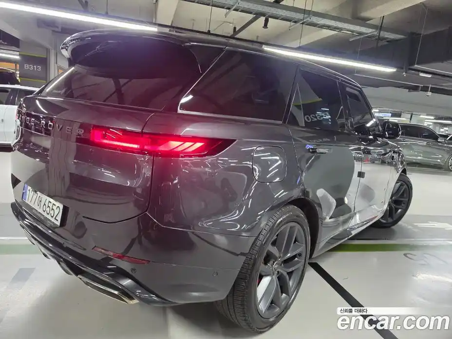 Land Rover Range-Rover Sport 2024 3.0 гидро в Москве № 2131950, фото 4