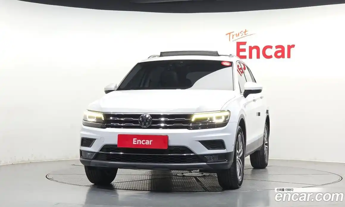 Volkswagen Tiguan 2020 2.0 гидро в Москве № 2132437, фото 3