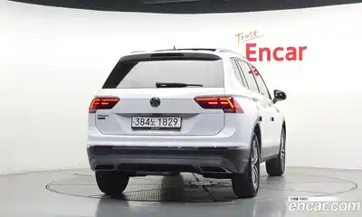 Volkswagen Tiguan 2020 2.0 гидро в Москве № 2132437, миниатюра 4