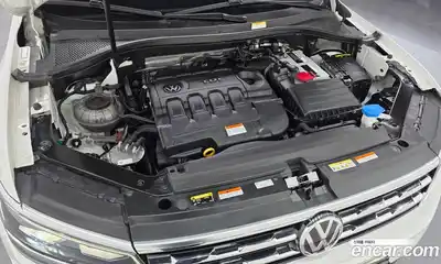 Volkswagen Tiguan 2020 2.0 гидро в Москве № 2132437, миниатюра 6