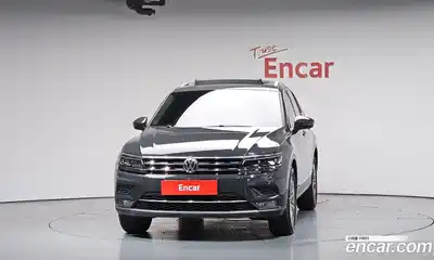 Volkswagen Tiguan 2018 2.0 гидро в Москве № 2132461, миниатюра 2