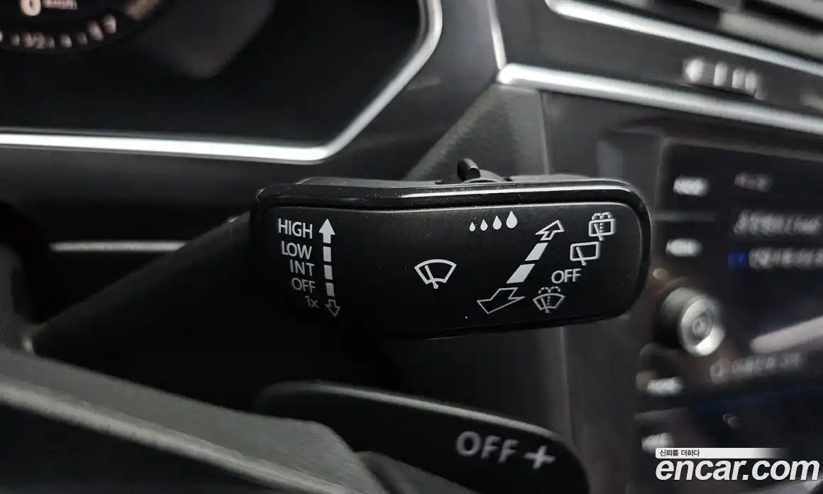 Volkswagen Tiguan 2018 2.0 гидро в Москве № 2132461, фото 26