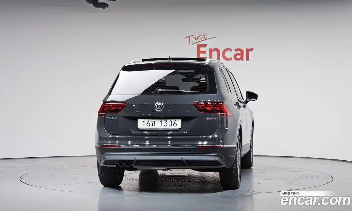 Volkswagen Tiguan 2018 2.0 гидро в Москве № 2132461, фото 3