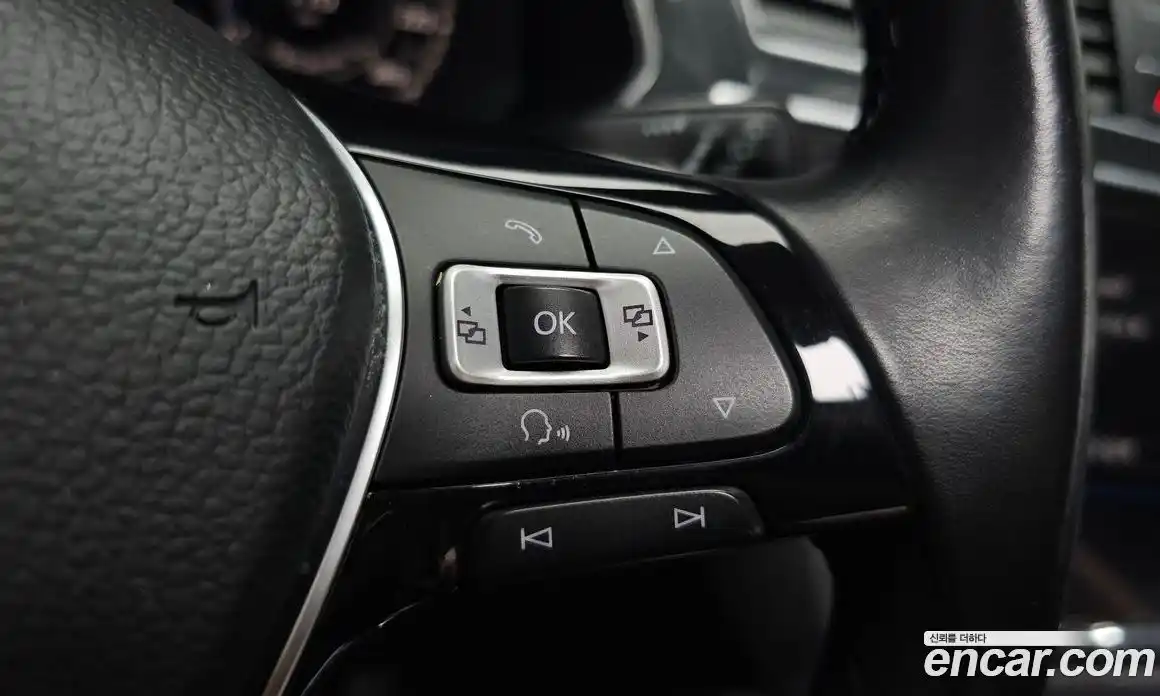 Volkswagen Tiguan 2018 2.0 гидро в Москве № 2132461, фото 34