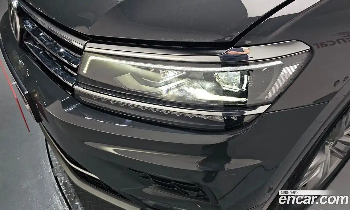 Volkswagen Tiguan 2018 2.0 гидро в Москве № 2132461, фото 7