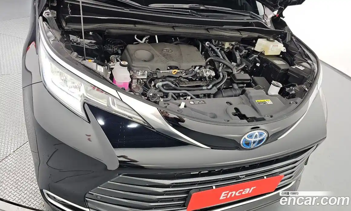 Toyota Sienna 2025 2.5 гидро в Москве № 2132913, фото 6