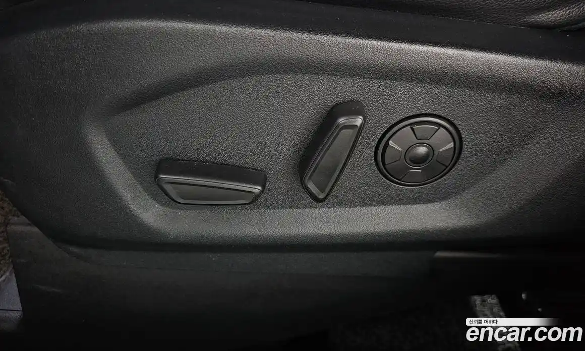 Ford Explorer 2019 2.3 гидро в Москве № 2133533, фото 32