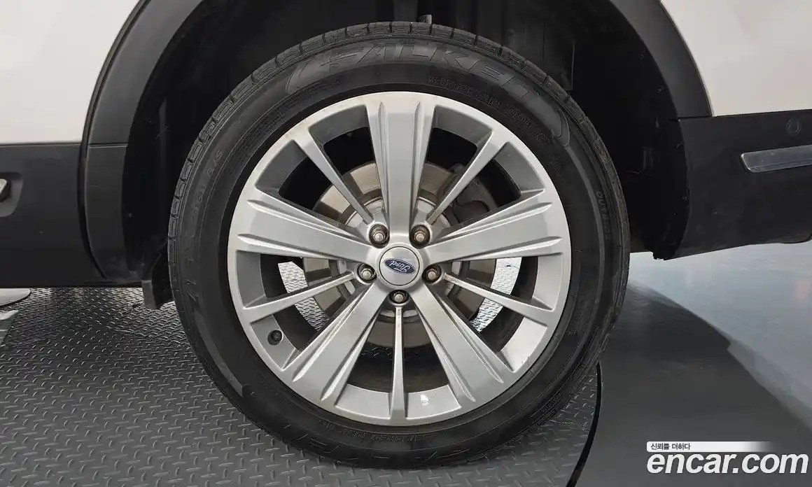 Ford Explorer 2019 2.3 гидро в Москве № 2133533, фото 7